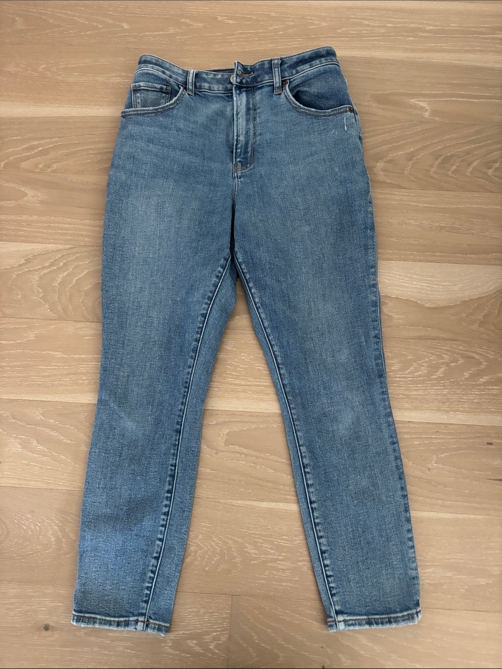 Abercrombie & Fitch High-Rise Light Blue Slim Jeans